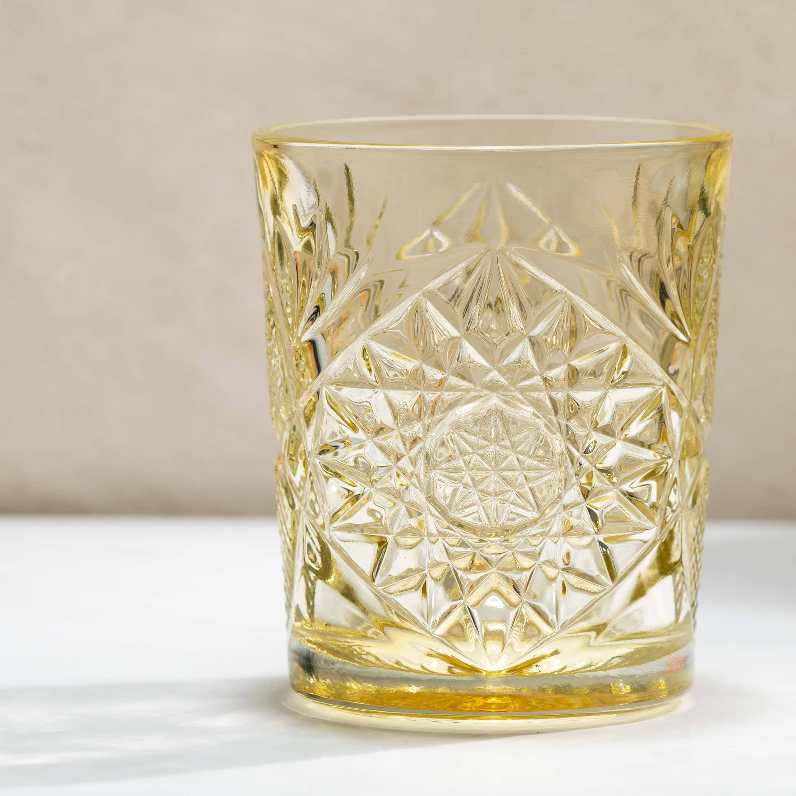 D.O.F. tumbler ICON yellow, Onis - 355ml (1 pc.)