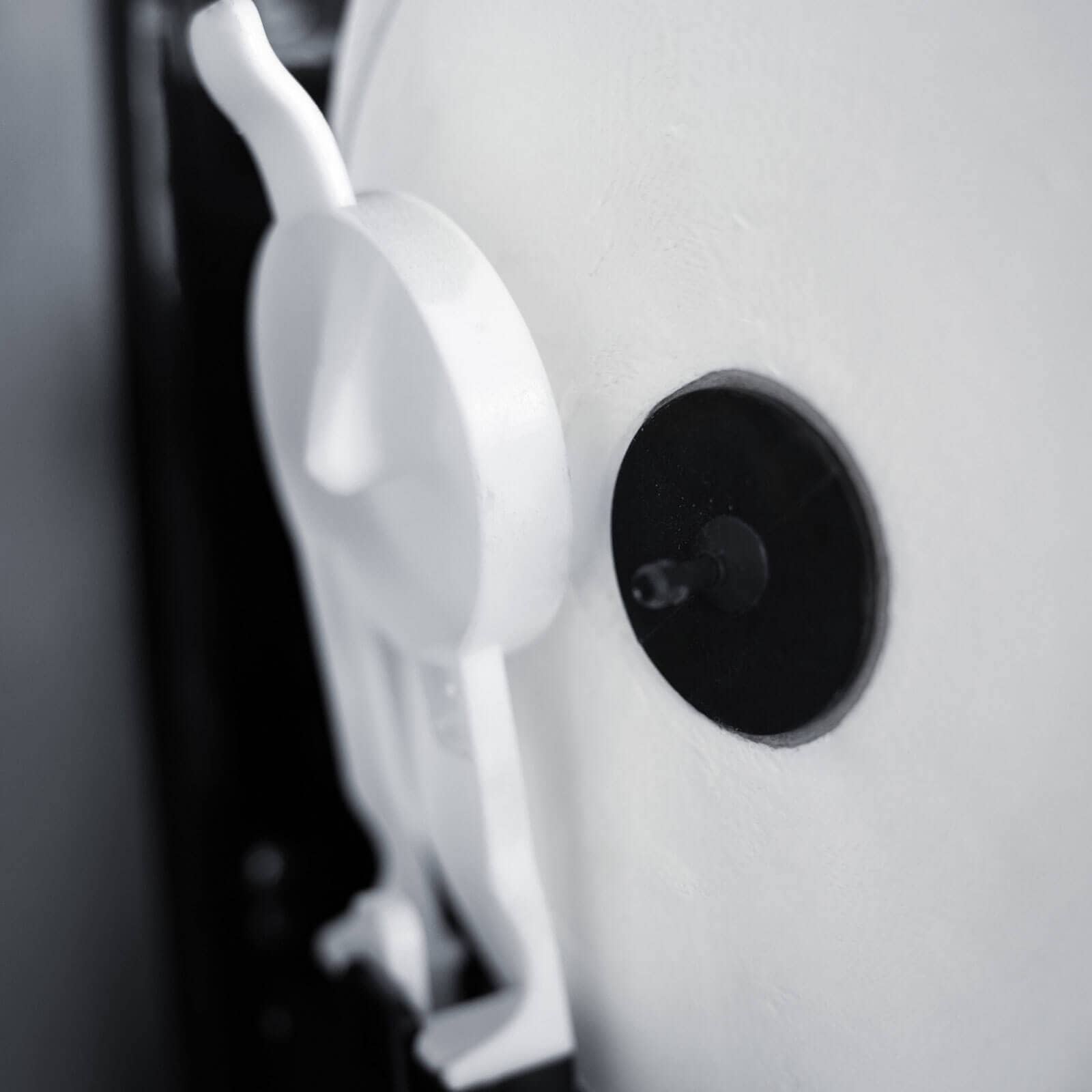 Distributeur de rouleaux d'essuie-mains Autocut pour rouleaux avec adaptateur - noir mat