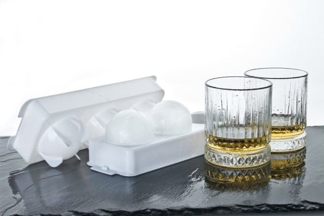 Set de bolas de hielo para whisky: 2 vasos de whisky + molde para hielo