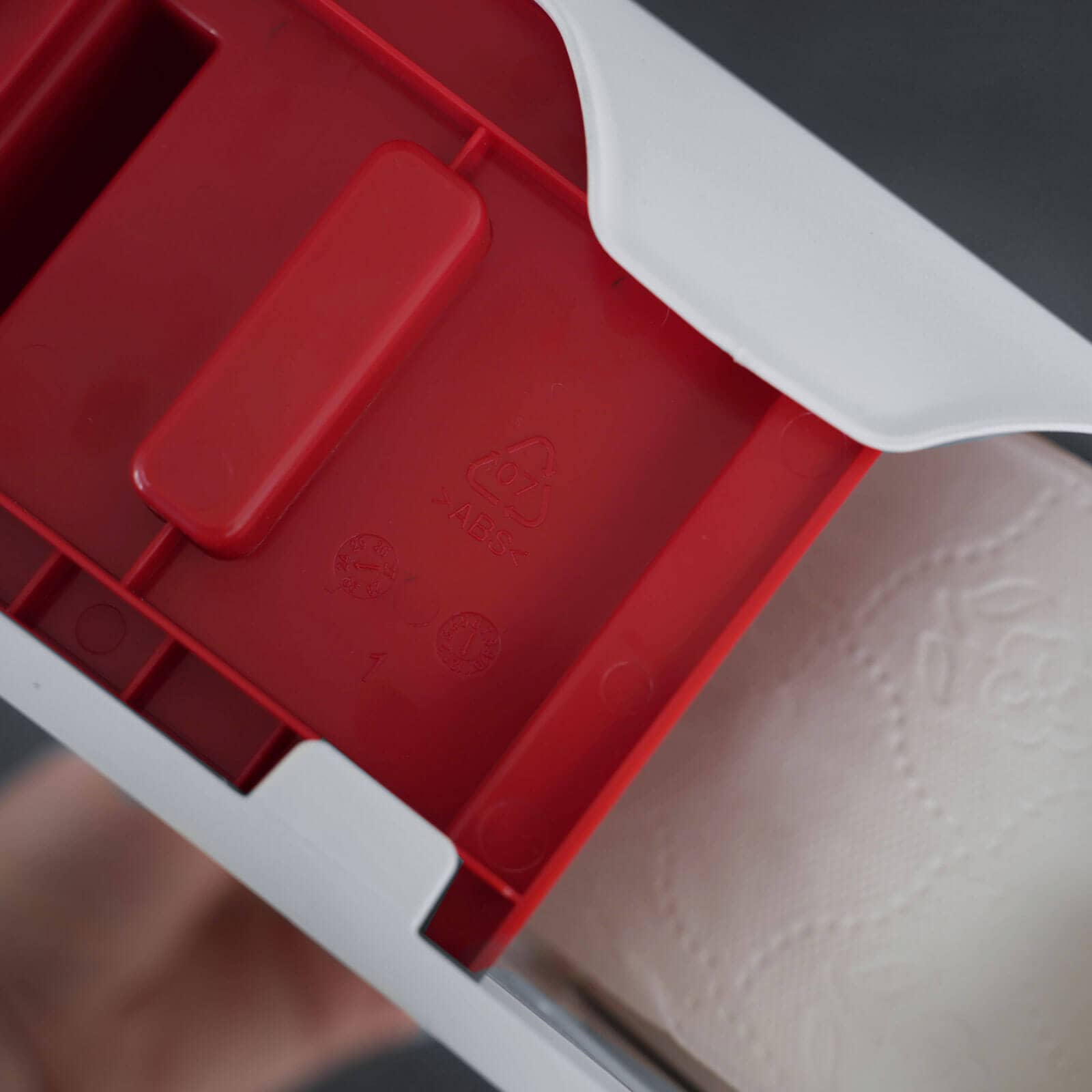 Toilet paper dispenser for 2 rolls - matte white
